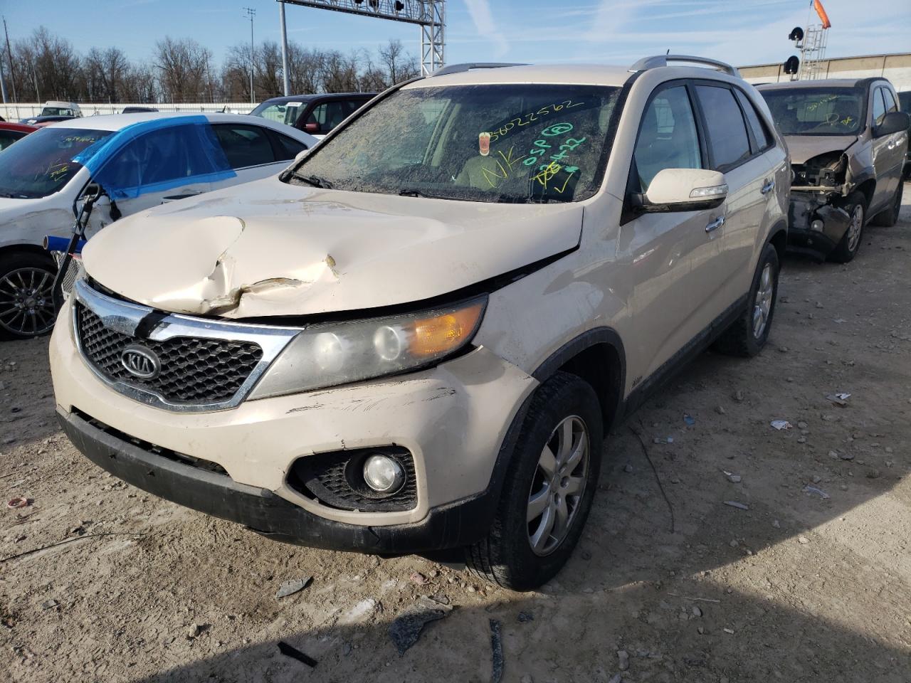 Photo 2 from auction – 2011 KIA SORENTO BA with VIN 5XYKTDA10BG078788