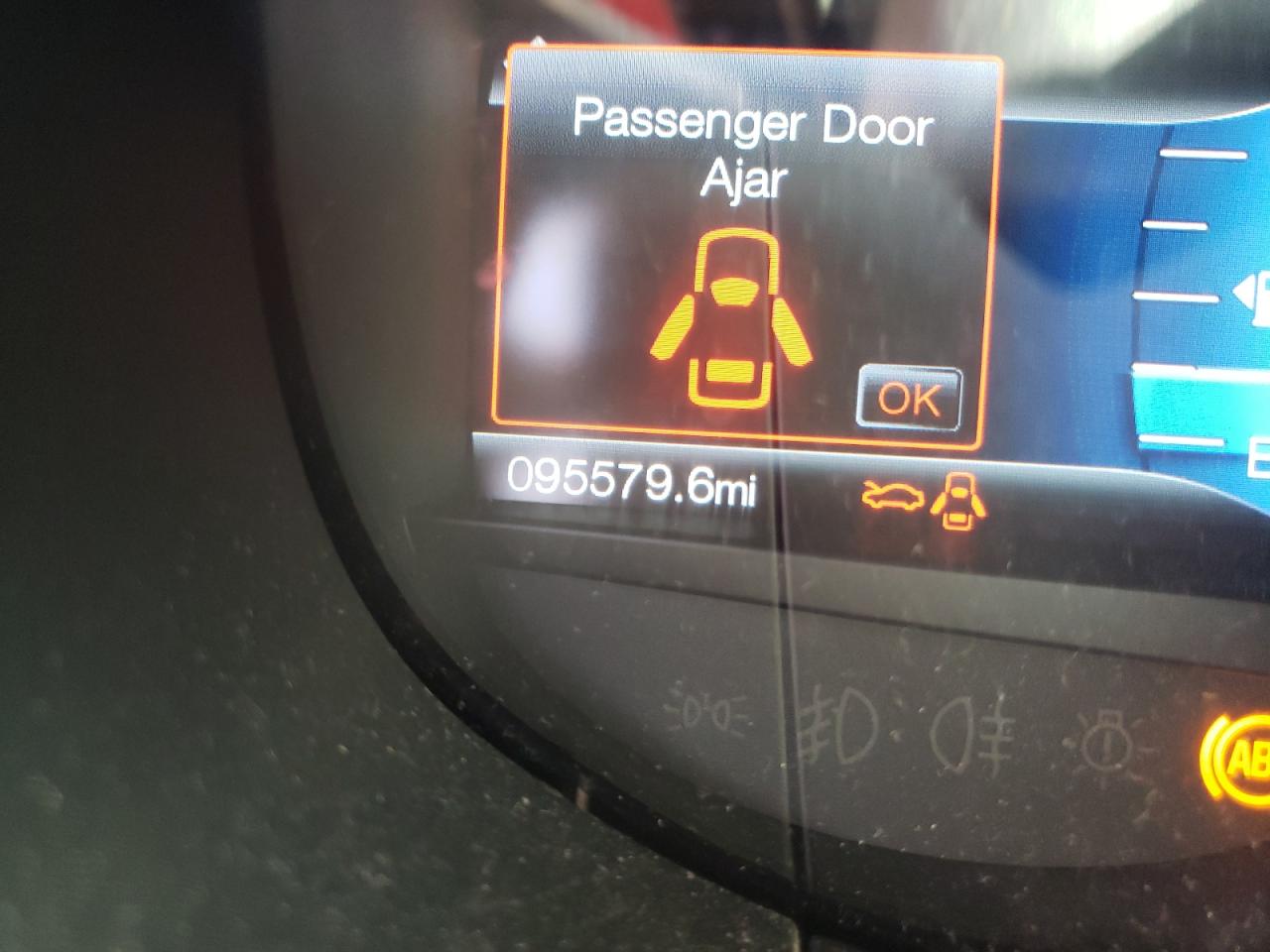 Photo 8 from auction – 2015 FORD EDGE TITAN with VIN 2FMTK3K93FBB16462