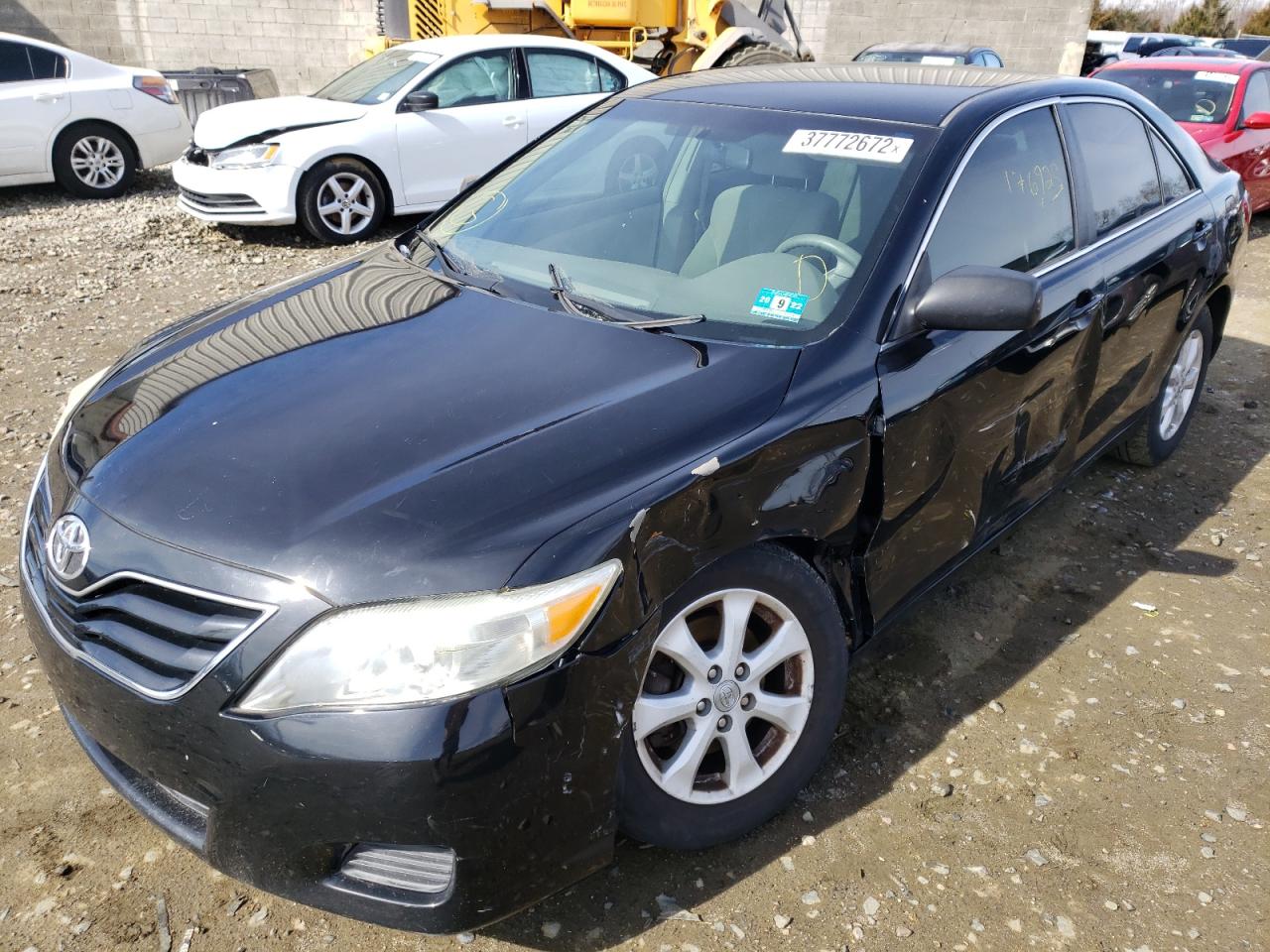 Photo 2 from auction – 2011 TOYOTA CAMRY BASE with VIN 4T1BF3EK4BU670516