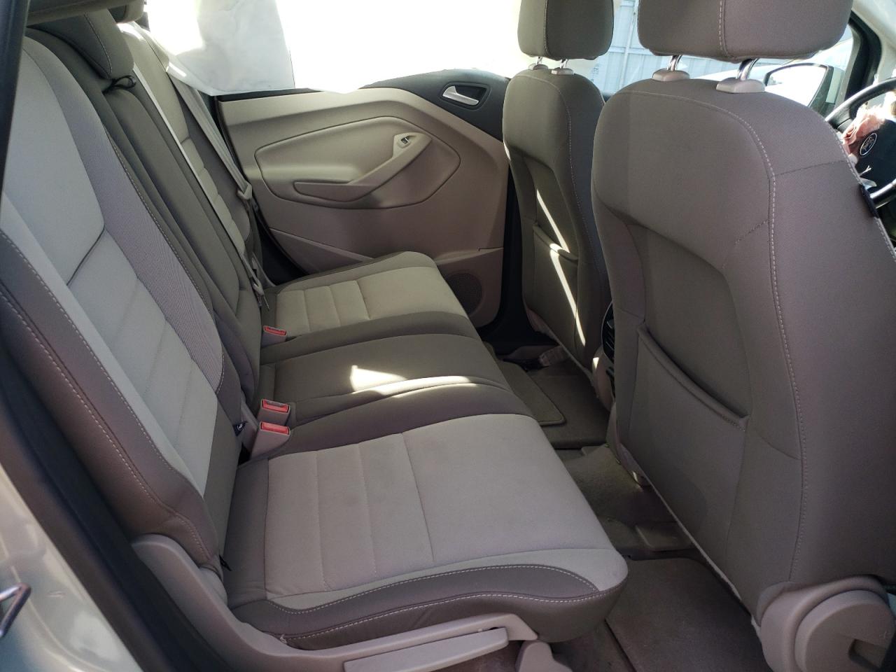 Photo 6 from auction – 2013 FORD C-MAX SE with VIN 1FADP5AU5DL541597