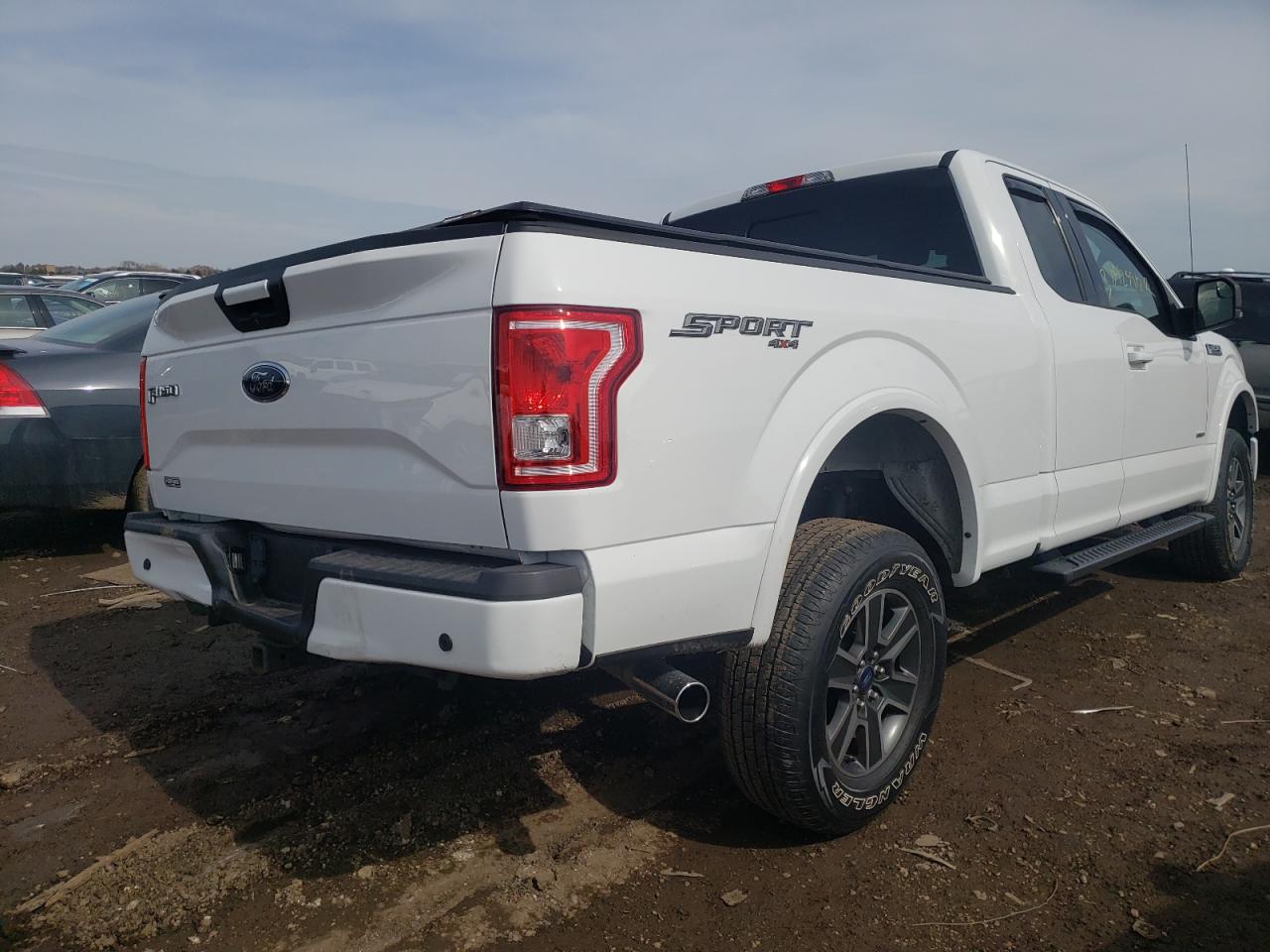 Photo 4 from auction – 2015 FORD F150 SUPER with VIN 1FTEX1EP1FFC37583