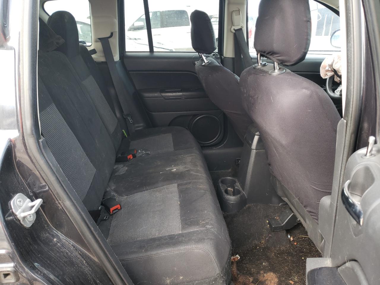 Photo 6 from auction – 2014 JEEP COMPASS with VIN 1C4NJDBB8ED801719