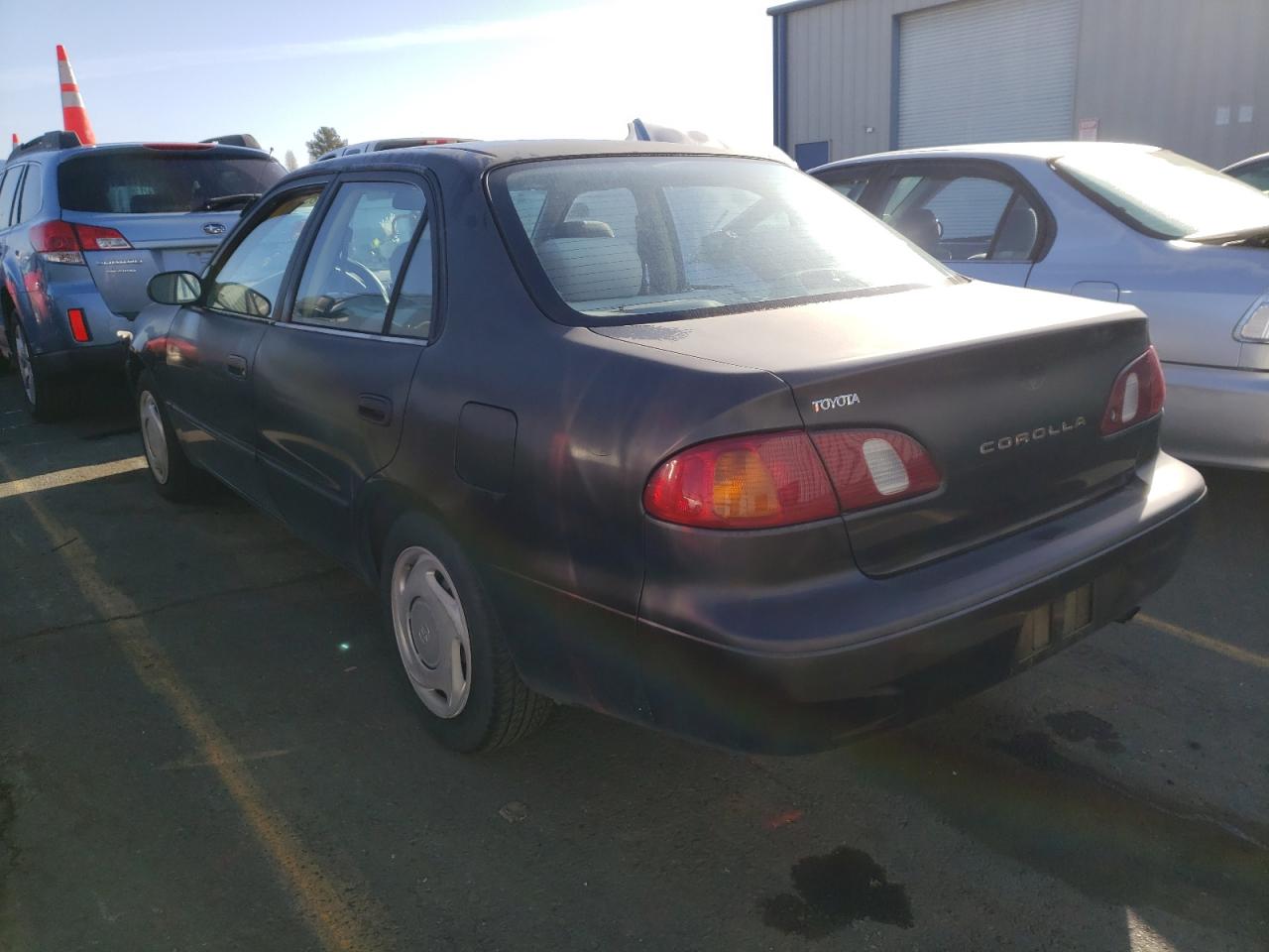 Photo 3 from auction – 2000 TOYOTA COROLLA VE with VIN 1NXBR12E4YZ331127