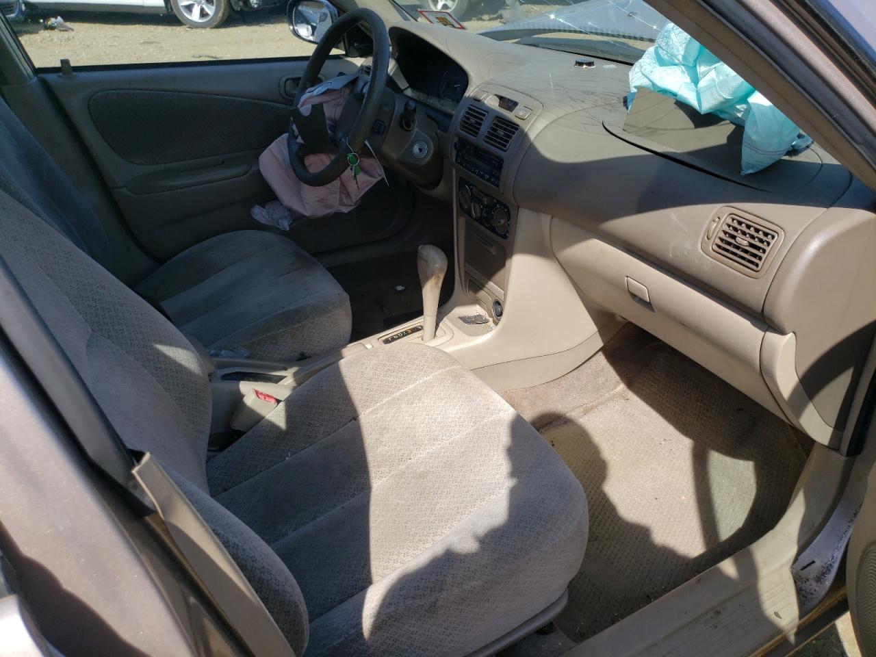 Photo 5 from auction – 2000 TOYOTA COROLLA VE with VIN 2T1BR12E6YC263026