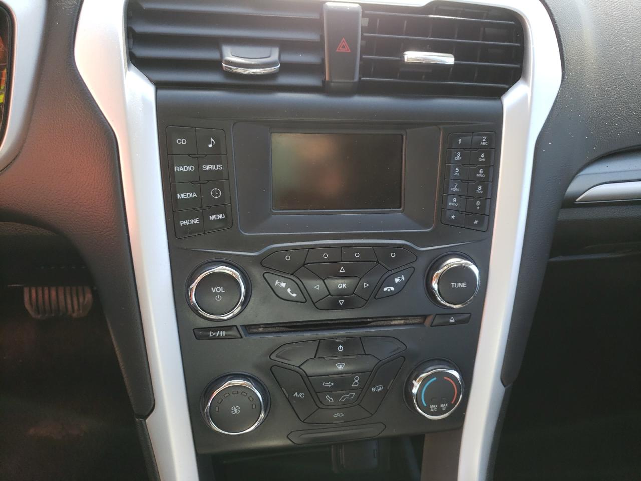 Photo 9 from auction – 2013 FORD FUSION SE with VIN 3FA6P0H79DR329024