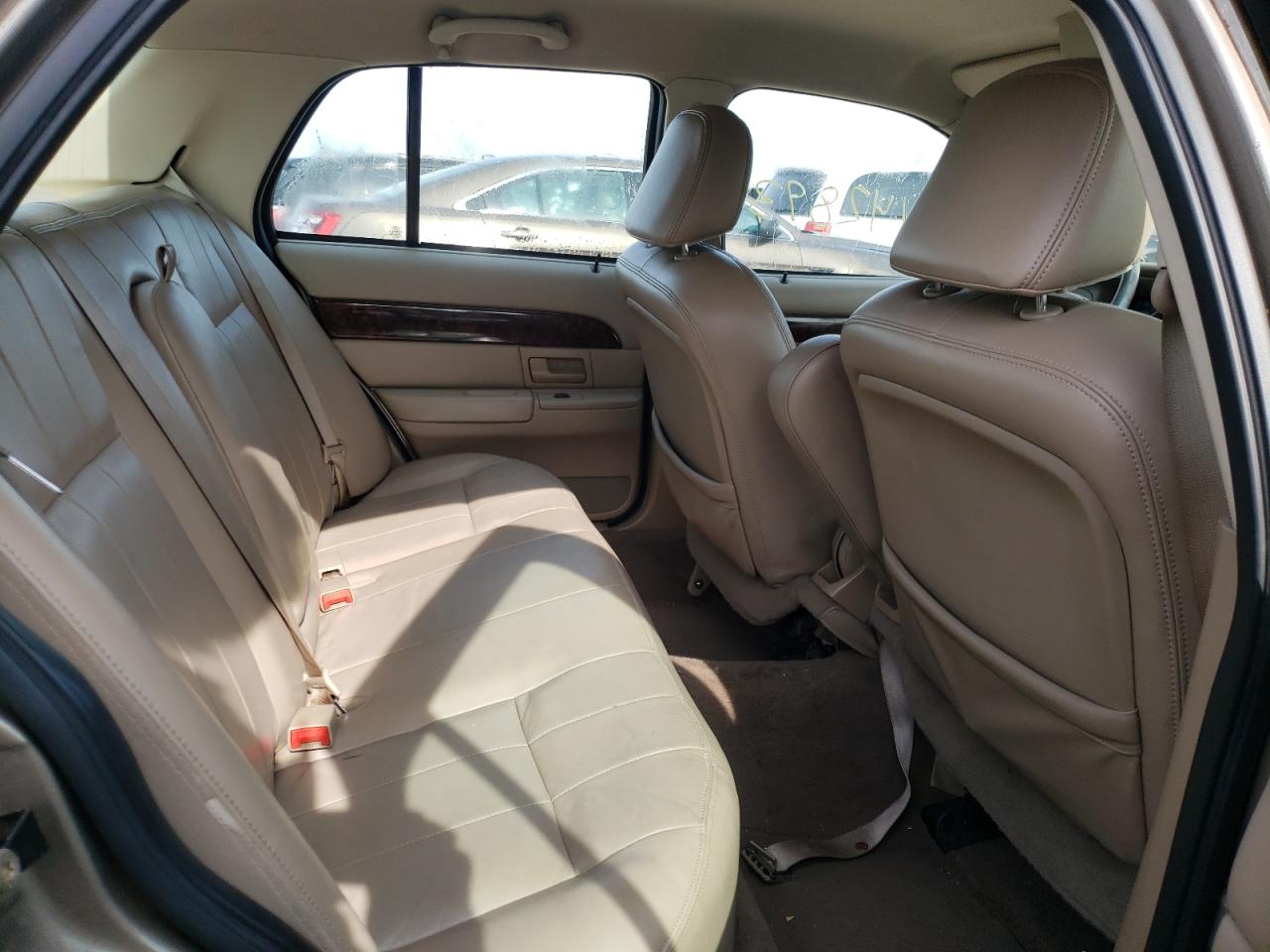 Photo 6 from auction – 2004 MERCURY GRAND MARQ with VIN 2MEFM75W74X650406