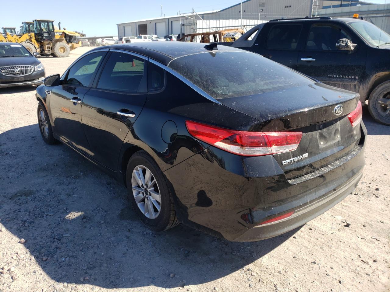Photo 3 from auction – 2016 KIA OPTIMA LX with VIN 5XXGT4L36GG026906