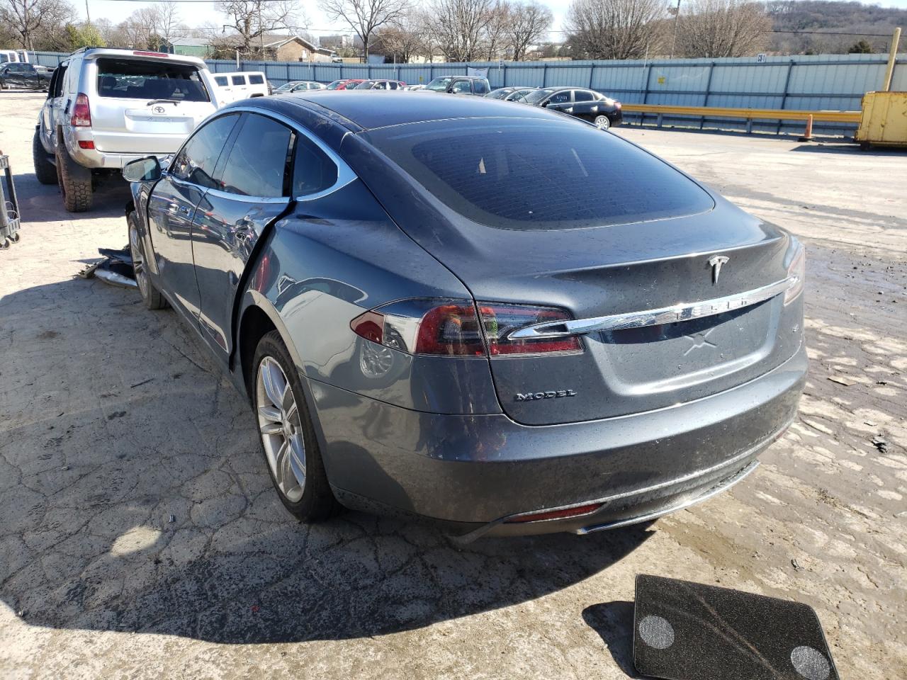 Photo 3 from auction – 2013 TESLA MODEL S with VIN 5YJSA1DN1DFP27513