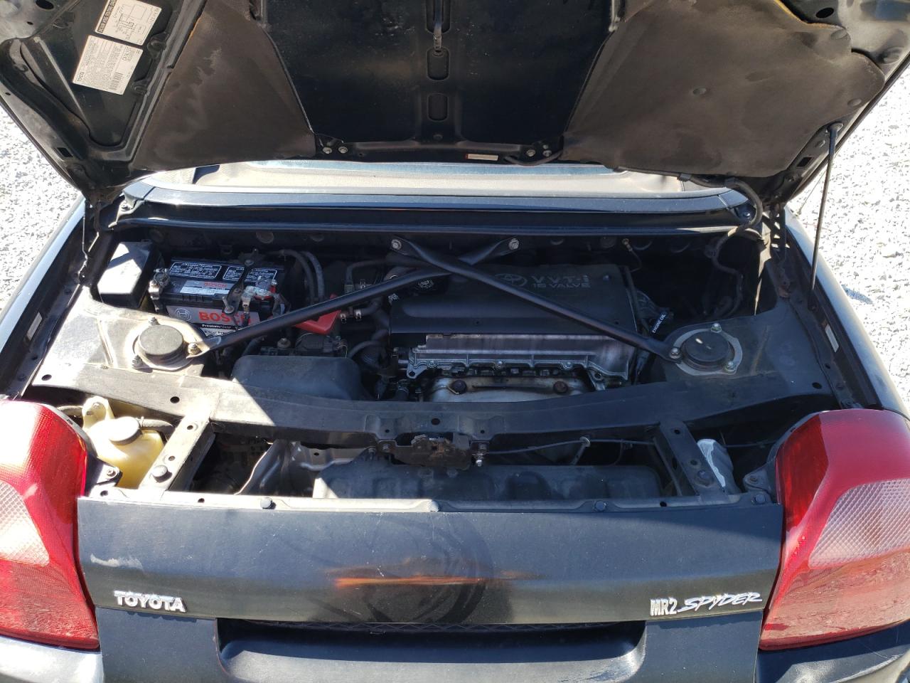 Photo 7 from auction – 2001 TOYOTA MR2 SPYDER with VIN JTDFR320510024309