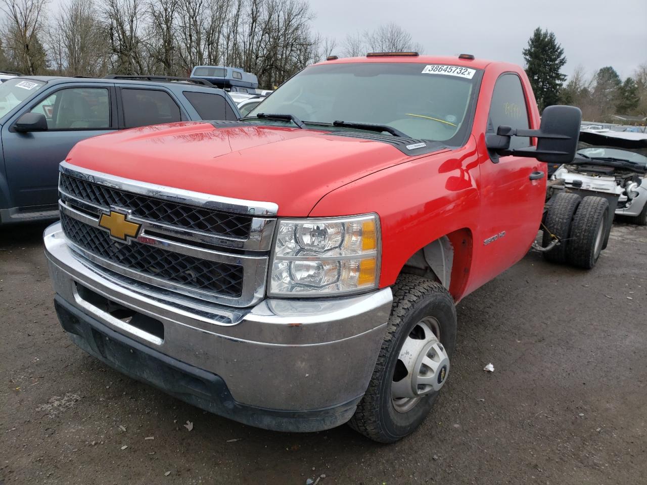 Photo 2 from auction – 2014 CHEVROLET SILVERADO with VIN 1GB3KZC88EF119081