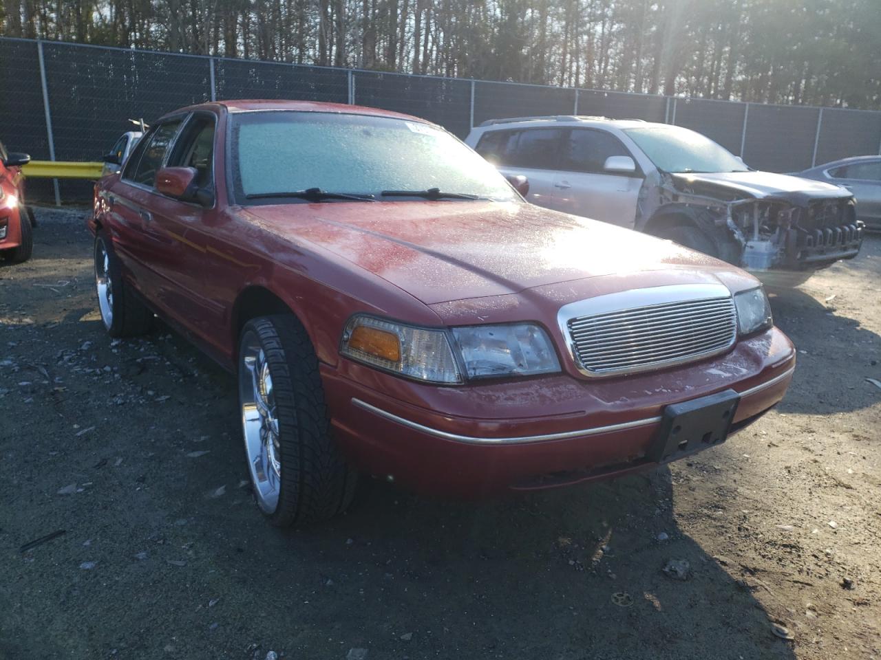 FORD CROWN VICT 2003 with VIN 2FAFP74W23X152712 - Photo from auction