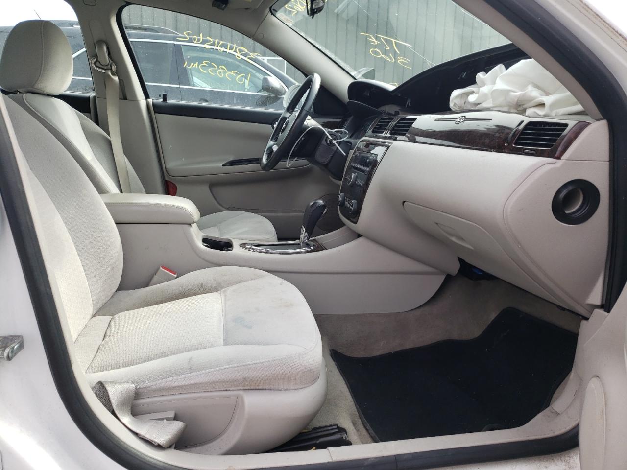 Photo 5 from auction – 2012 CHEVROLET IMPALA LT with VIN 2G1WG5E3XC1261787