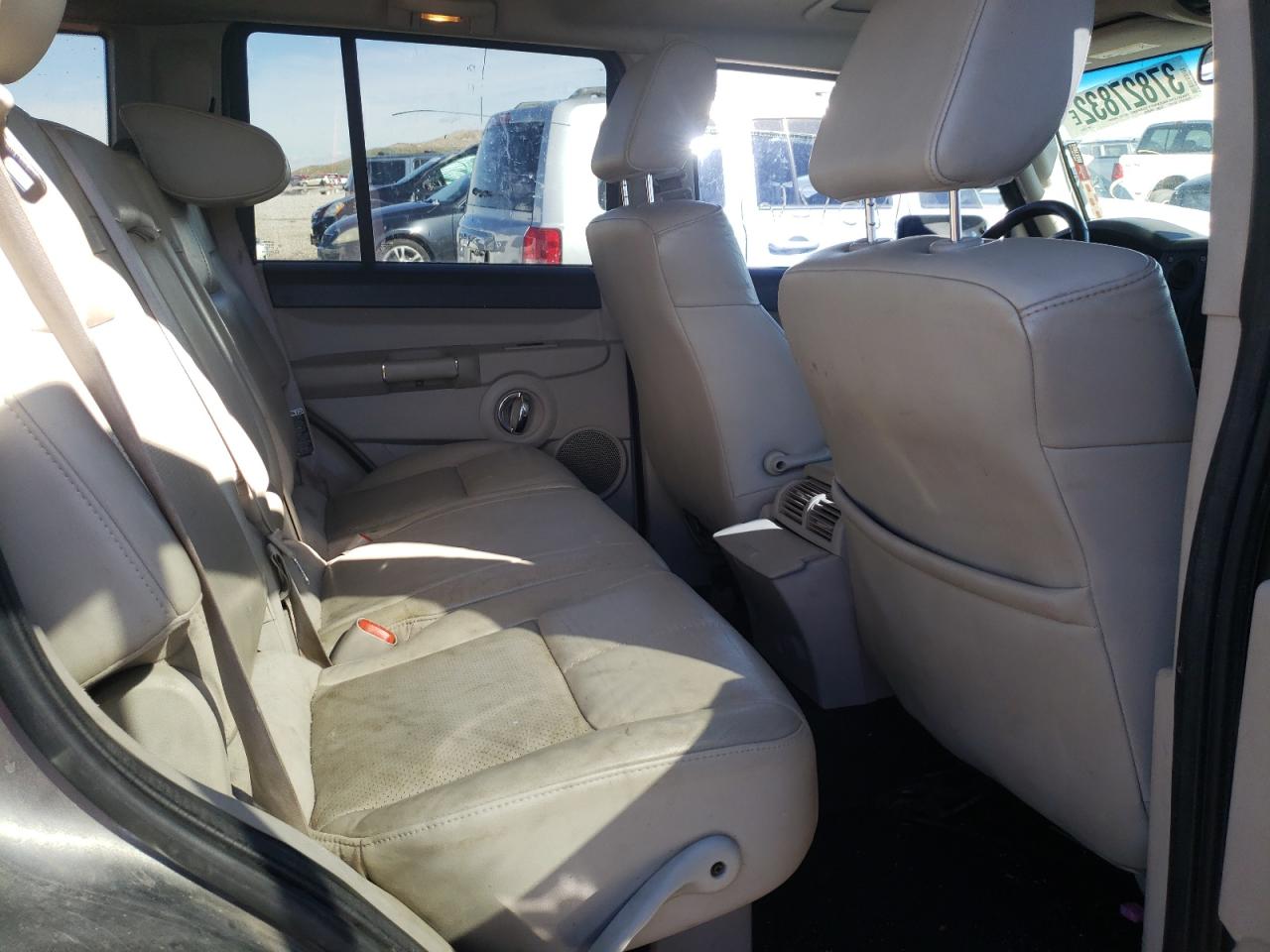 Photo 6 from auction – 2007 JEEP COMMANDER with VIN 1J8HG58P27C579345