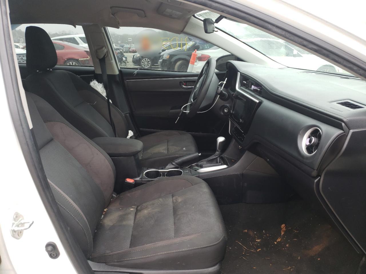 Photo 5 from auction – 2019 TOYOTA COROLLA L with VIN 2T1BURHE0KC184608
