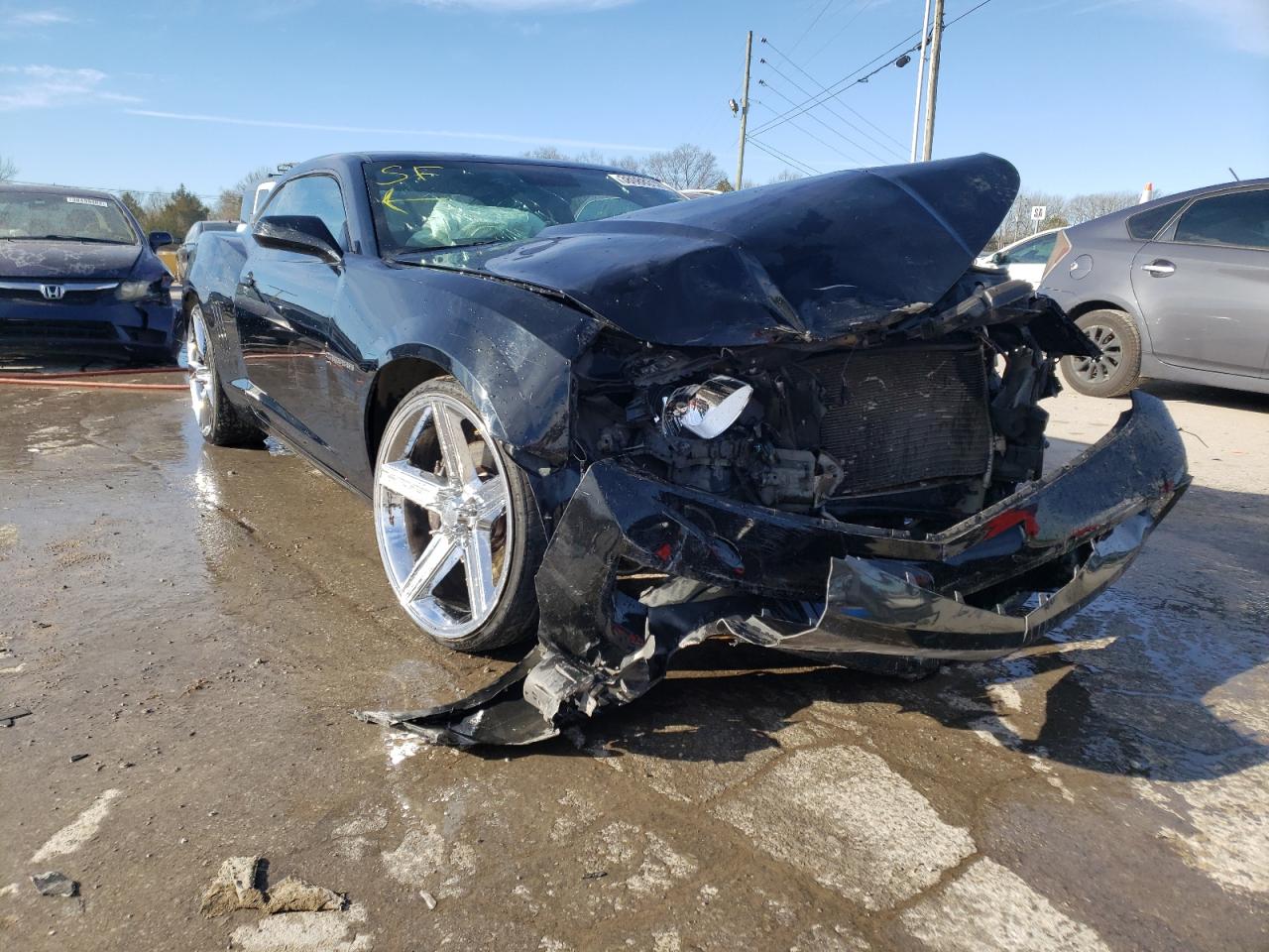 CHEVROLET CAMARO SS 2011 with VIN 2G1FS1EW0B9169041 - Photo from auction