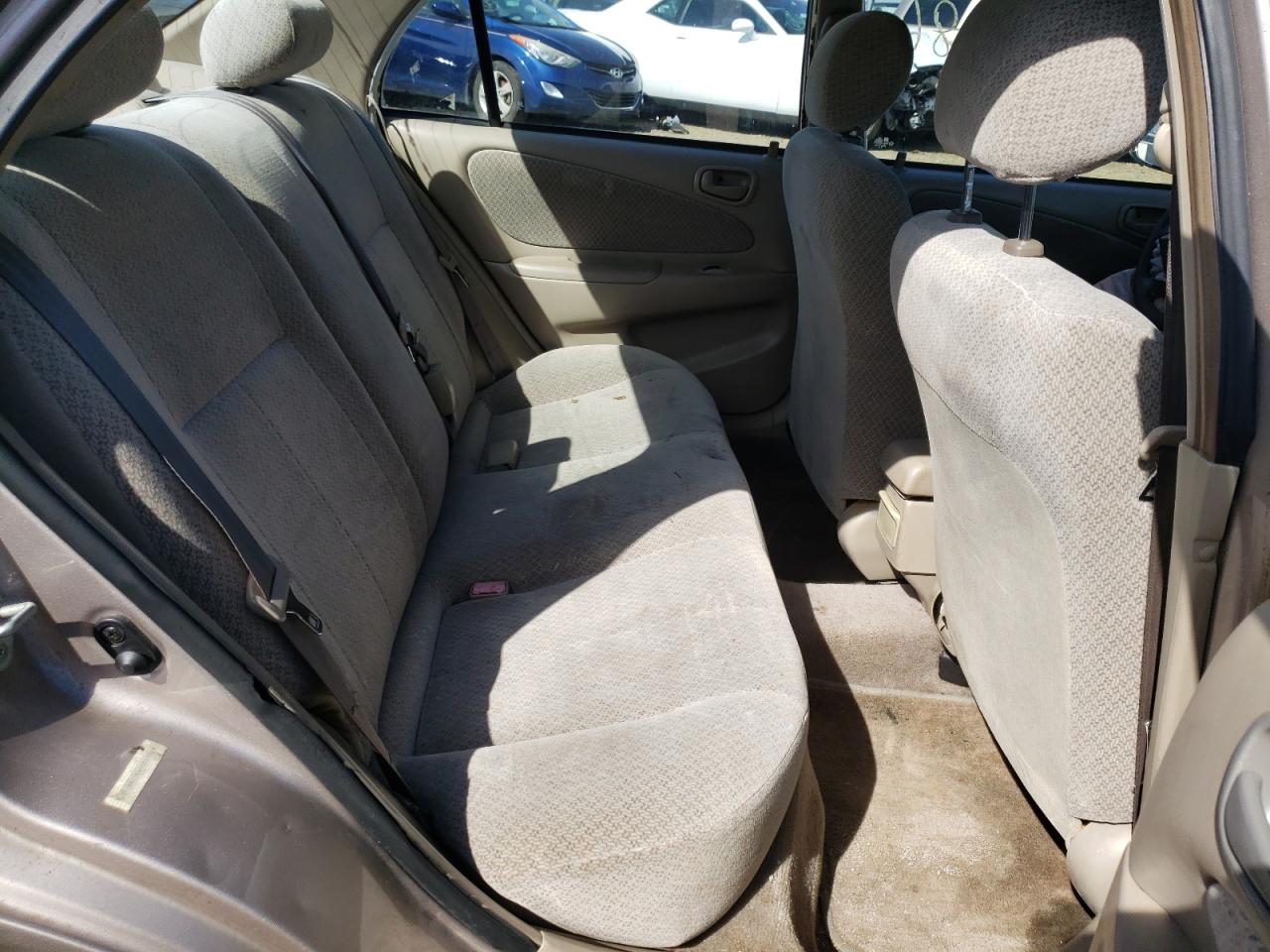 Photo 6 from auction – 2000 TOYOTA COROLLA VE with VIN 2T1BR12E6YC263026