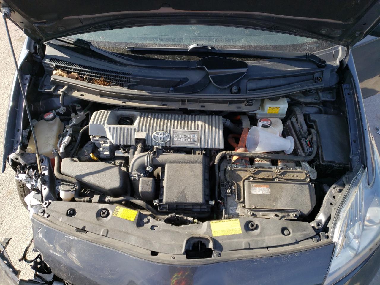 Photo 7 from auction – 2014 TOYOTA PRIUS PLUG with VIN JTDKN3DP6E3062494