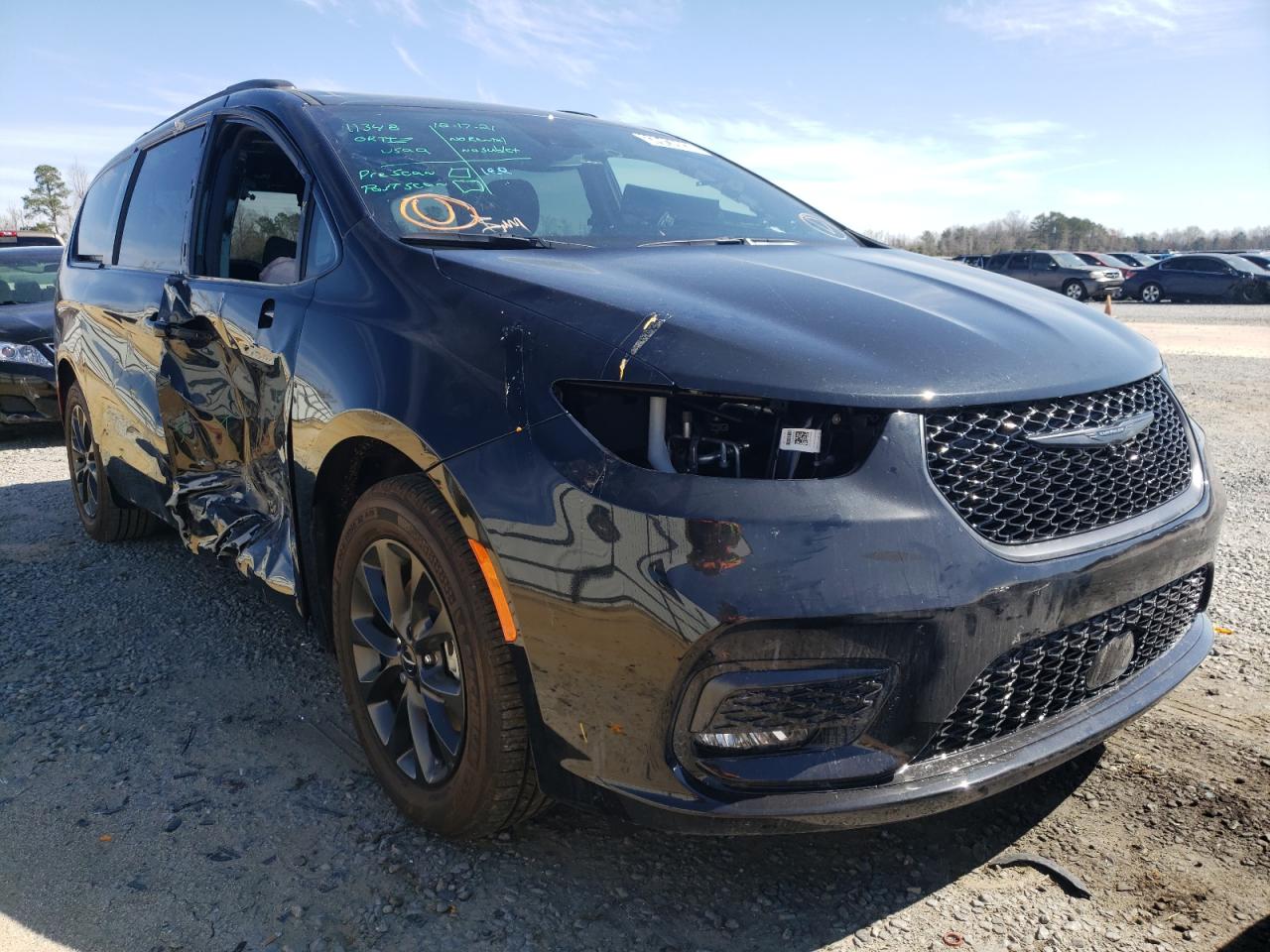Photo 9 from auction – 2021 CHRYSLER PACIFICA T with VIN 2C4RC1FGXMR558748