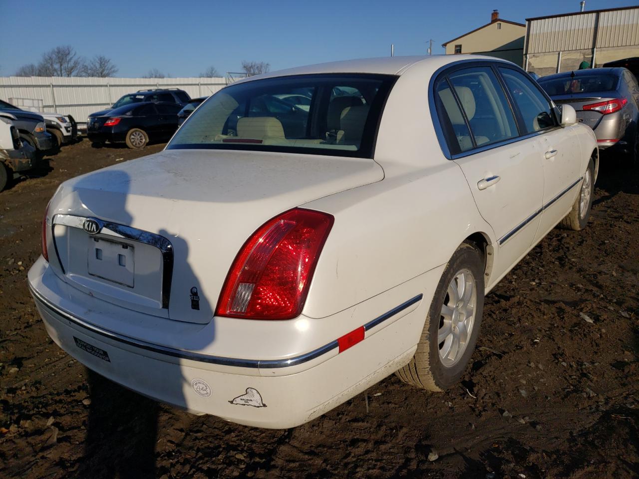 Photo 4 from auction – 2008 KIA AMANTI with VIN KNALD125385157615