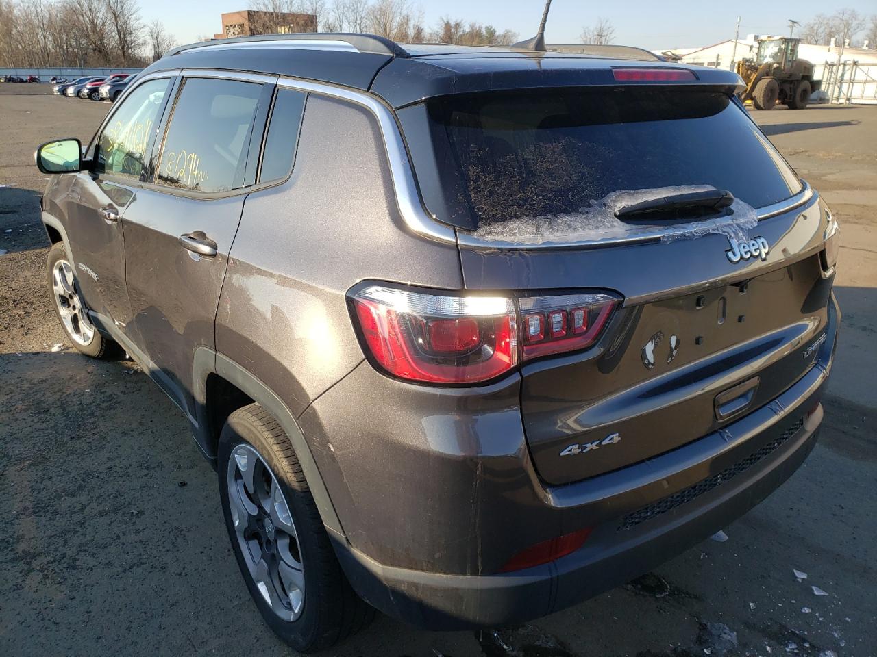 Photo 3 from auction – 2019 JEEP COMPASS LI with VIN 3C4NJDCB3KT595973