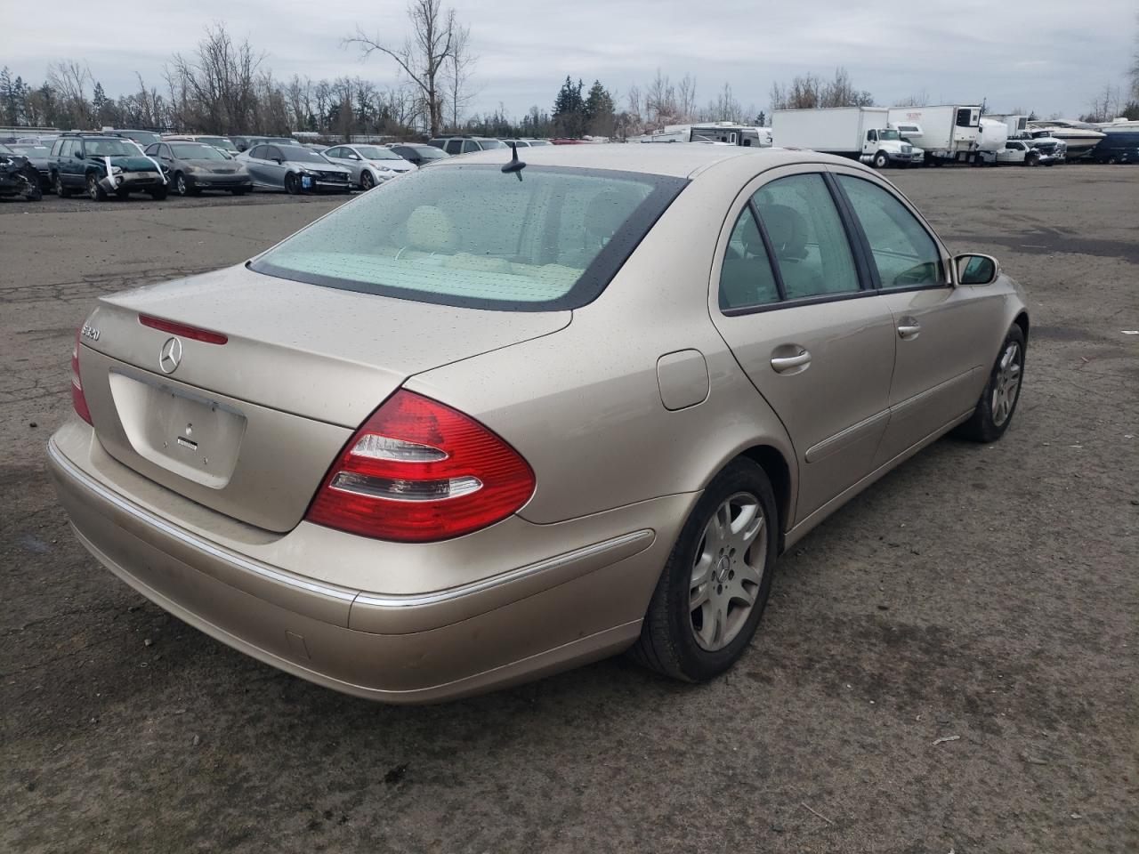 Photo 4 from auction – 2003 MERCEDES-BENZ E320 with VIN WDBUF65JX3A281628