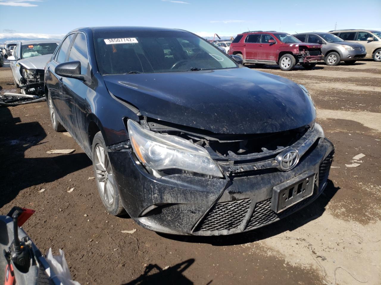 Photo 1 from auction – 2016 TOYOTA CAMRY LE with VIN 4T1BF1FK7GU238870