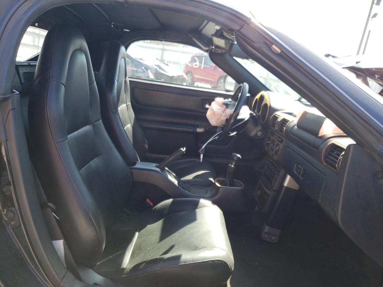 Photo 5 from auction – 2001 TOYOTA MR2 SPYDER with VIN JTDFR320510024309