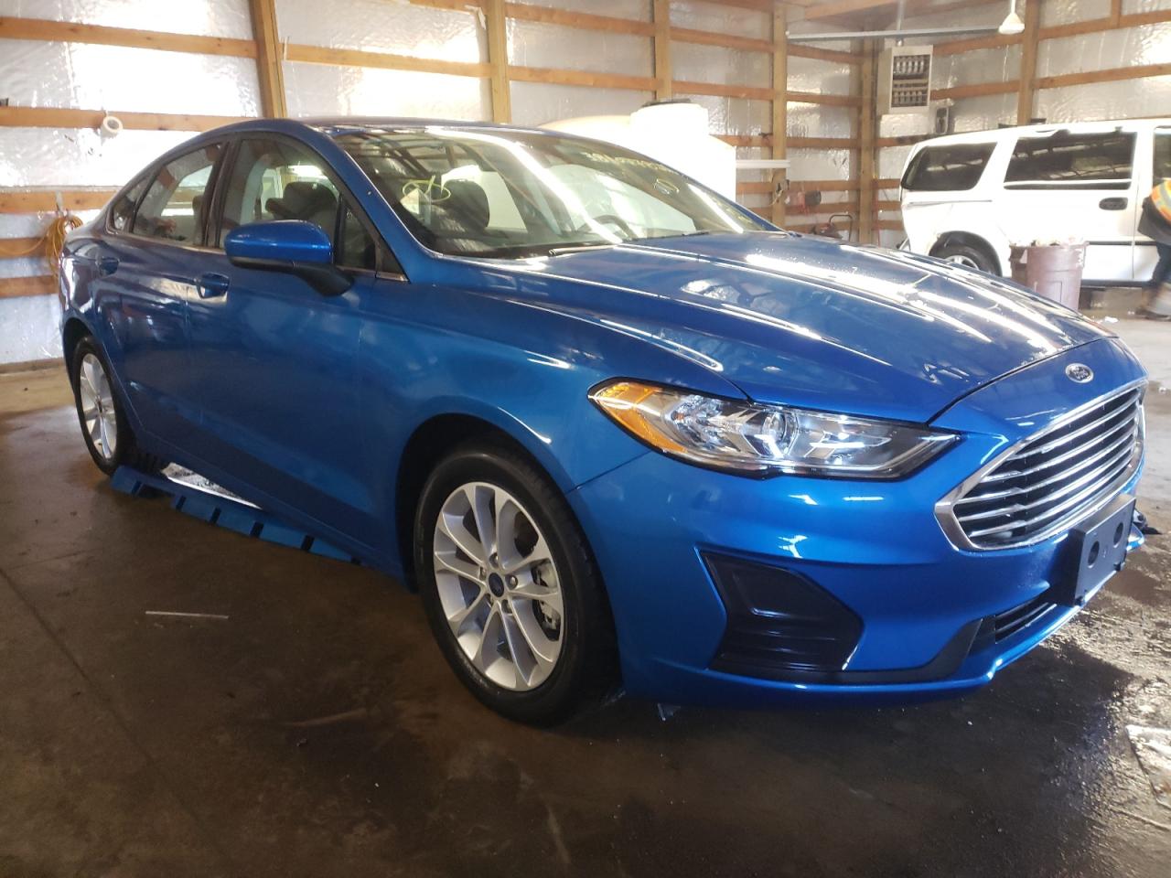 FORD FUSION SE 2020 with VIN 3FA6P0HD5LR233220 - Photo from auction