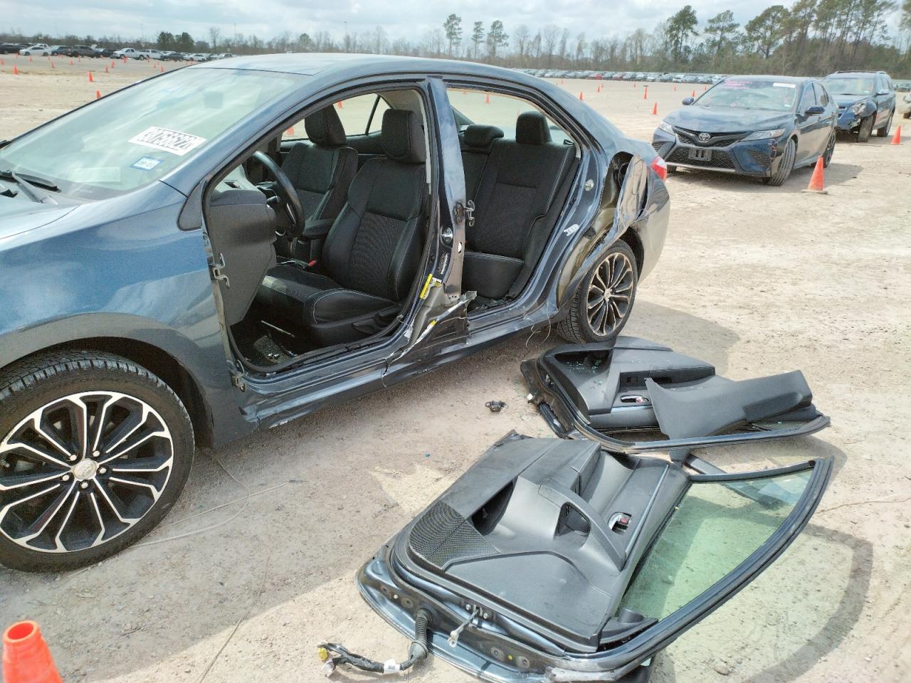 Photo 9 from auction – 2016 TOYOTA COROLLA L with VIN 5YFBURHE2GP375275