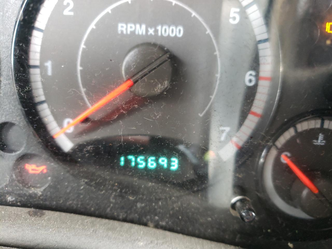 Photo 8 from auction – 2007 JEEP LIBERTY SP with VIN 1J4GL48K77W584952