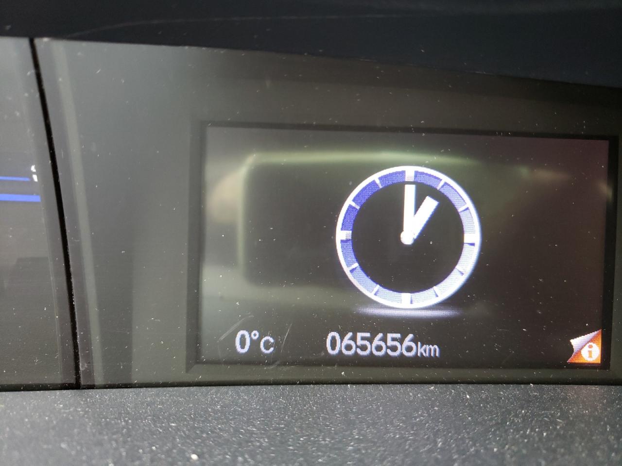 Photo 8 from auction – 2015 HONDA CIVIC LX with VIN 2HGFB2F42FH055209