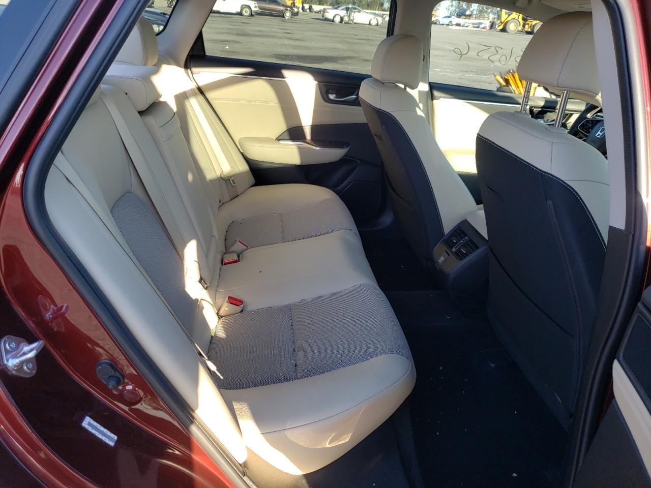 Photo 6 from auction – 2018 HONDA CLARITY with VIN JHMZC5F19JC018491