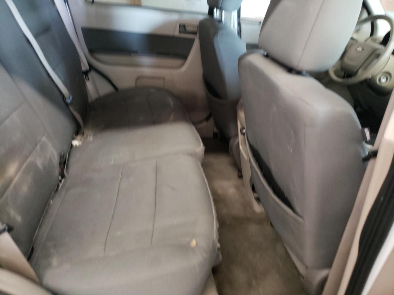 Photo 6 from auction – 2009 FORD ESCAPE XLT with VIN 1FMCU03729KB02701