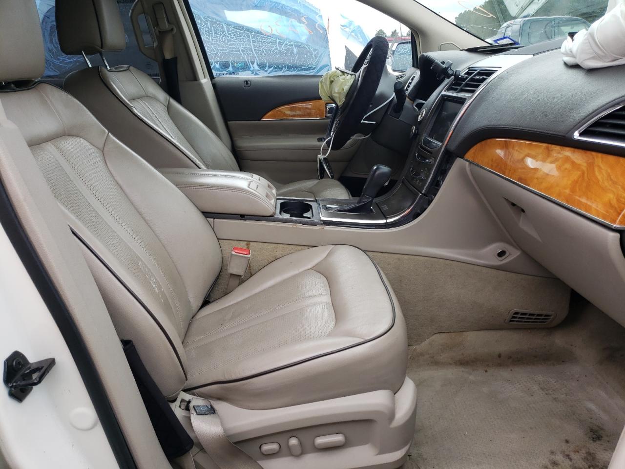 Photo 5 from auction – 2012 LINCOLN MKX with VIN 2LMDJ8JK8CBL01485