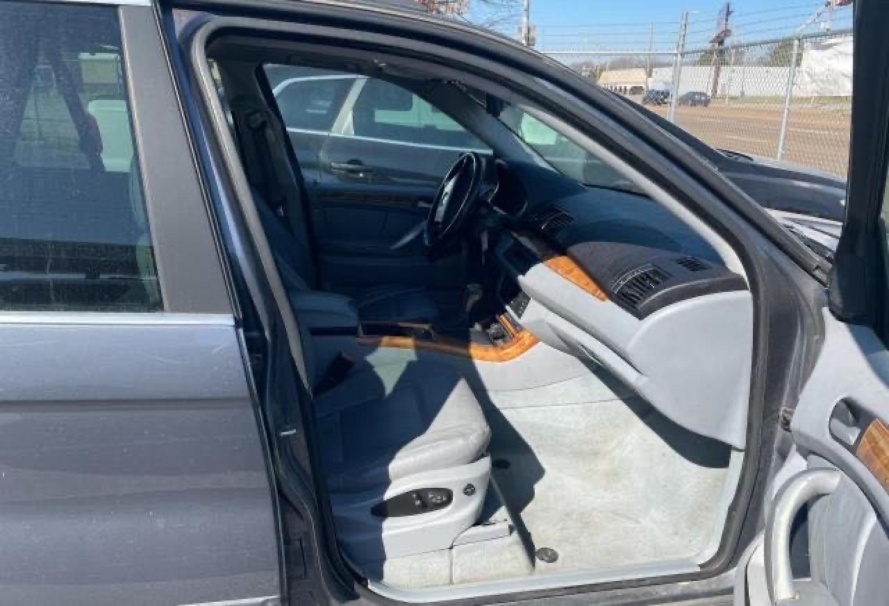 Photo 5 from auction – 2003 BMW X5 4.4I with VIN 5UXFB33553LH48194