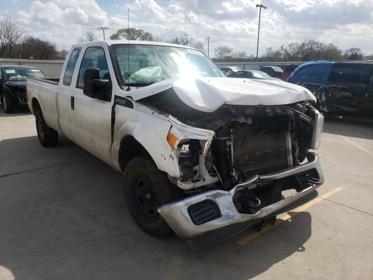 FORD F250 SUPER 2013 مع رقم تعريف المركبة 1FT7X2A67DEA69365 - صورة من المزاد