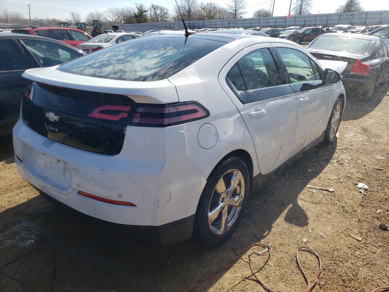 Photo 4 from auction – 2012 CHEVROLET VOLT with VIN 1G1RD6E46CU103147