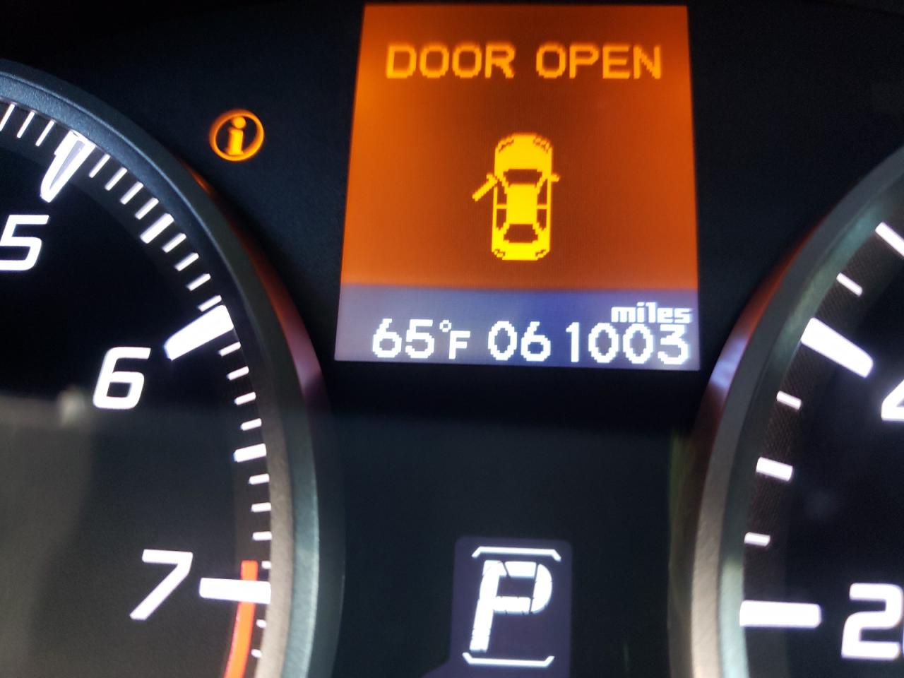 Photo 8 from auction – 2016 ACURA ILX PREMIU with VIN 19UDE2F73GA019764
