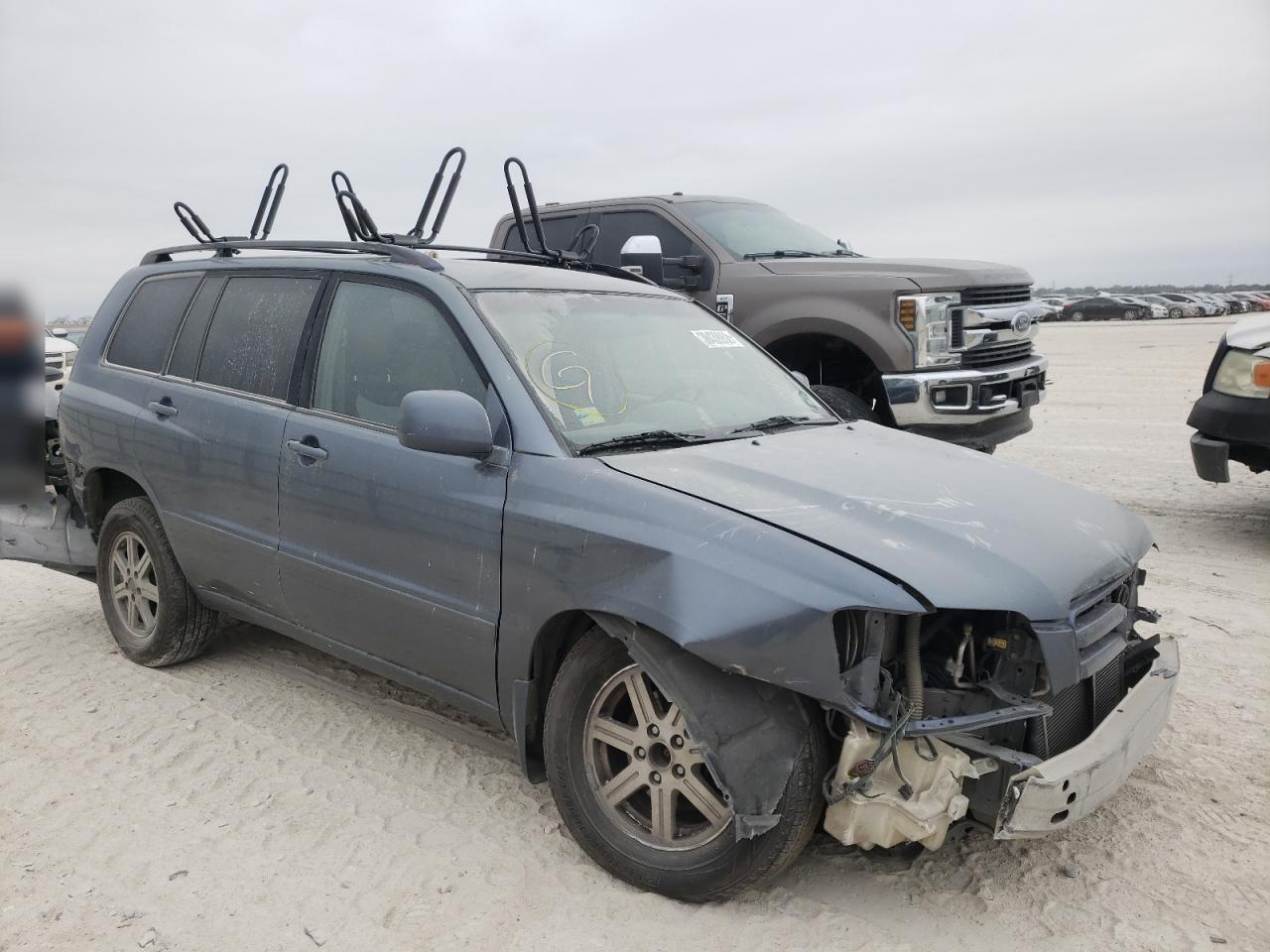 TOYOTA HIGHLANDER 2005 with VIN JTEGP21A150045867 - Photo from auction