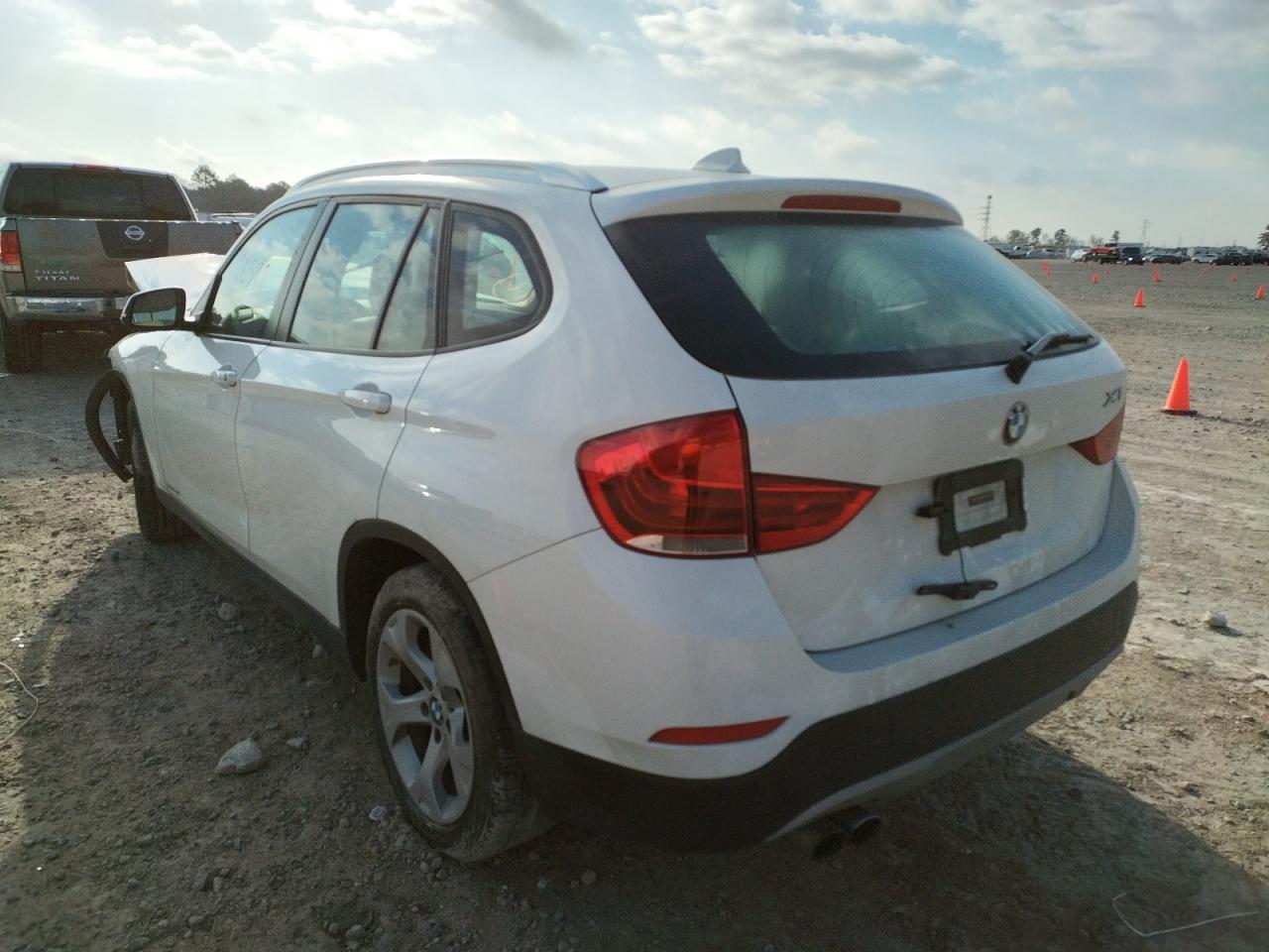 Photo 3 from auction – 2014 BMW X1 SDRIVE2 with VIN WBAVM1C56EVW52474