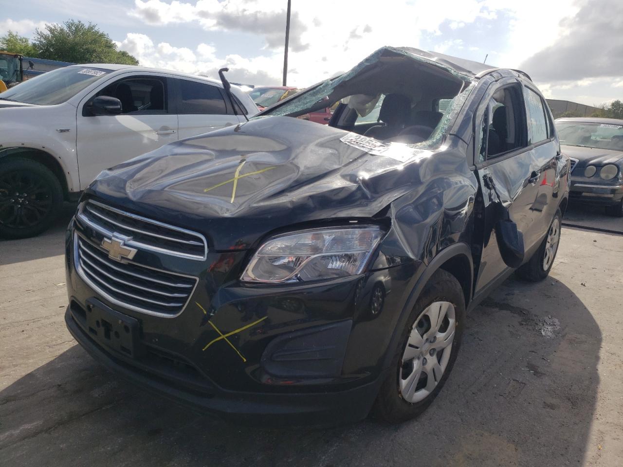Photo 2 from auction – 2016 CHEVROLET TRAX LS with VIN KL7CJKSBXGB618376