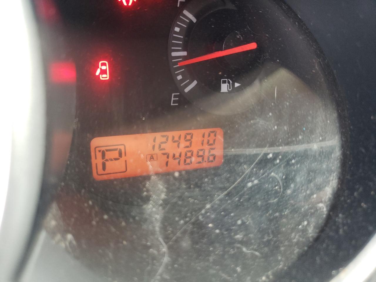 Zdjęcie 8 z aukcji – 2011 NISSAN VERSA S z VIN 3N1BC1CP1BL434709