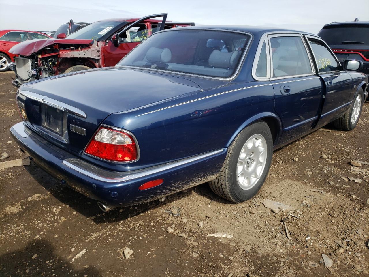 Photo 4 from auction – 2003 JAGUAR XJ8 with VIN SAJDA14C53LF51170