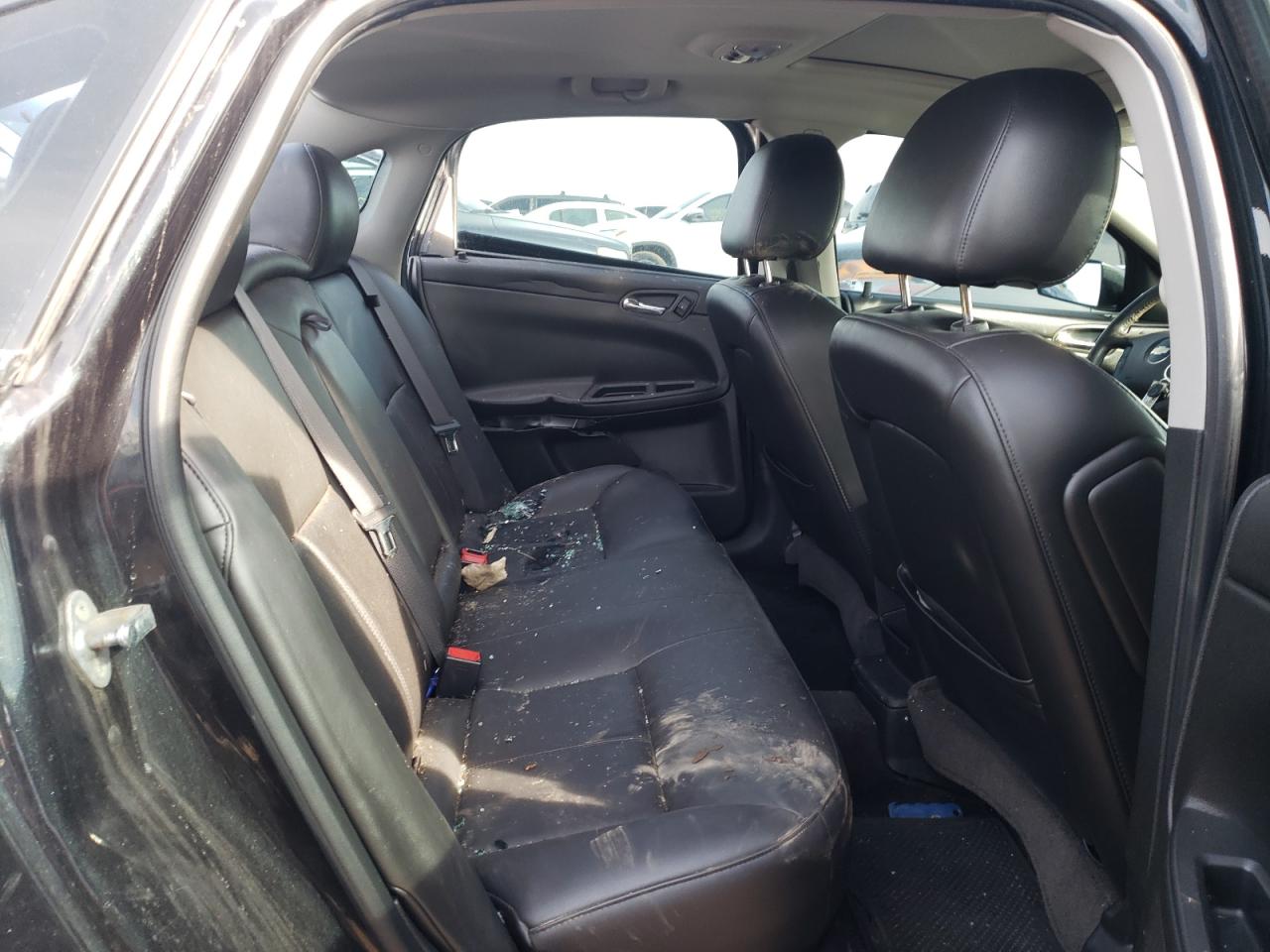 Photo 6 from auction – 2012 CHEVROLET IMPALA LTZ with VIN 2G1WC5E36C1191670