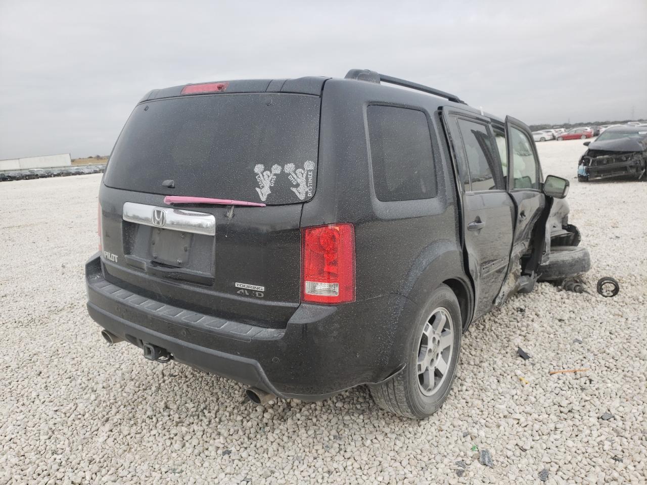 Photo 4 from auction – 2010 HONDA PILOT TOUR with VIN 5FNYF4H89AB017496