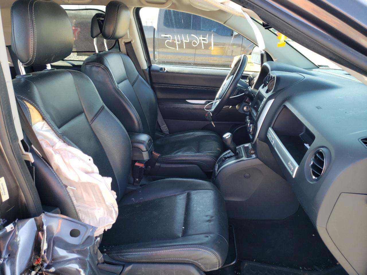 Photo 5 from auction – 2015 JEEP COMPASS LI with VIN 1C4NJCCBXFD156338