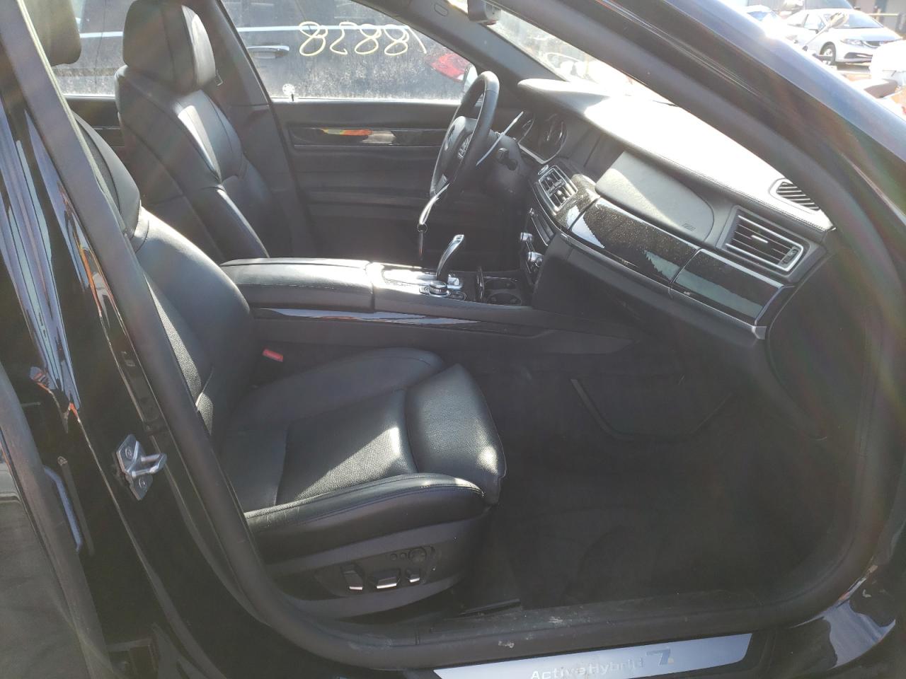 Photo 5 from auction – 2011 BMW 750 I with VIN WBAKX6C58BC197092