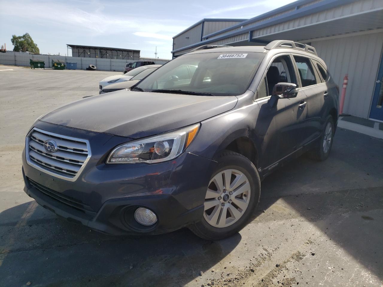 Photo 2 from auction – 2015 SUBARU OUTBACK 2. with VIN 4S4BSALC9F3263119