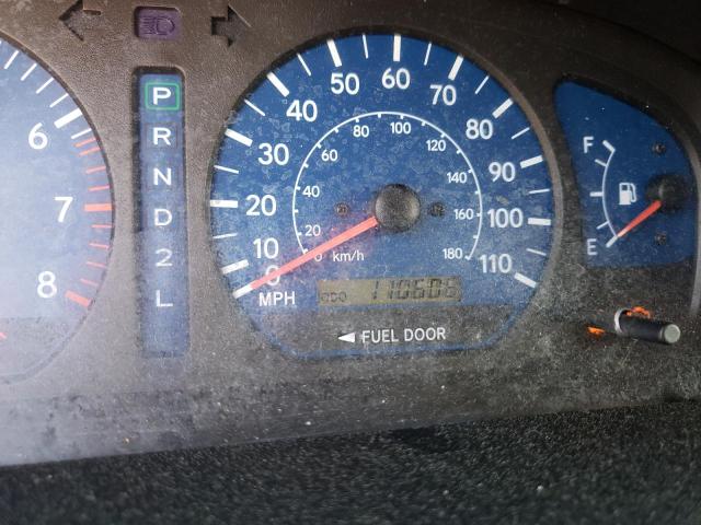 Photo 8 from auction – 2002 TOYOTA SIENNA LE with VIN 4T3ZF13C62U439896