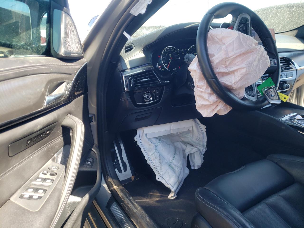 Photo 9 from auction – 2019 BMW M5 with VIN WBSJF0C52KB447357